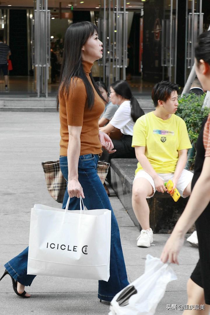 ICICLE女装是国产品牌，但它价格可不便宜，还是高端环保型