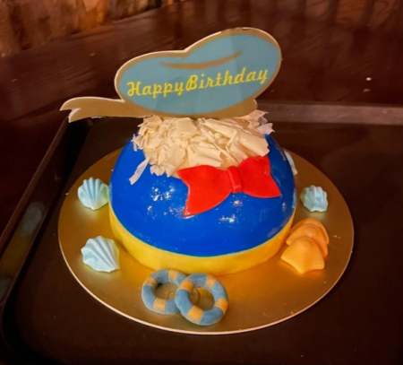 上海迪士尼生日蛋糕哪个好吃（上海迪士尼生日蛋糕多少钱）