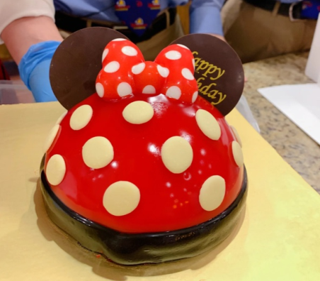 上海迪士尼生日蛋糕哪个好吃（上海迪士尼生日蛋糕多少钱）