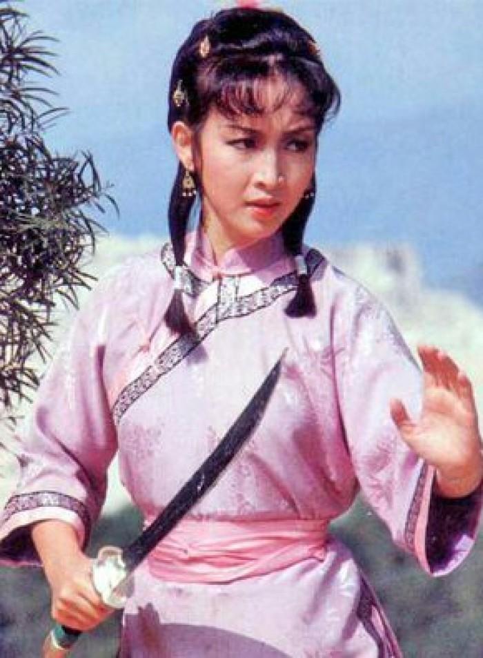 陈百祥为什么无儿无女（喜剧演员陈百强妻子黄杏秀介绍）