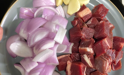 牛肉反复解冻2次能吃吗（牛肉解冻后放冷藏3天了还能吃吗）