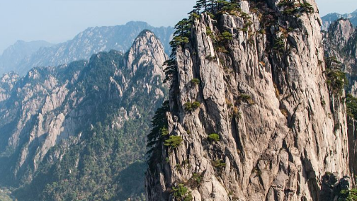2023年黄山4月份雨多吗（黄山4月份值得去吗）