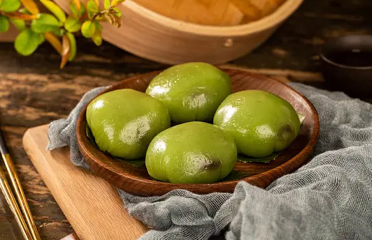 青团用玉米油还是菜籽油好（青团用玉米油还是大豆油好）