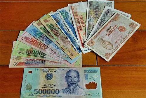 100万越南盾等于多少人民币（世界上最不值钱的五大货币）