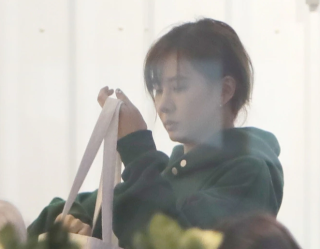 安心亚李宗瑞淫照事件（歌手安心亚陷李宗瑞丑闻单身6年）