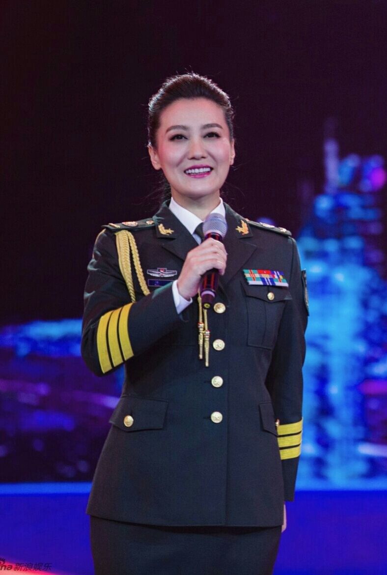 谭晶为什么不演戏（歌手谭晶的成名史与现状分析）