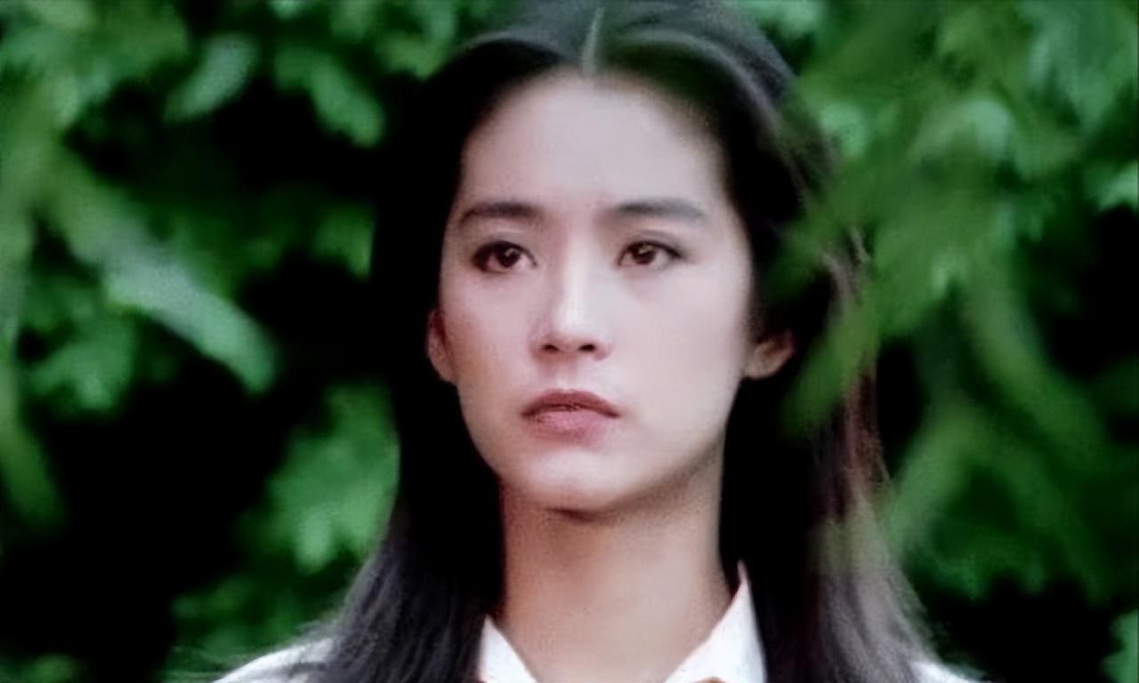 中国公认10大最美女星（国内10大美女演员排名）