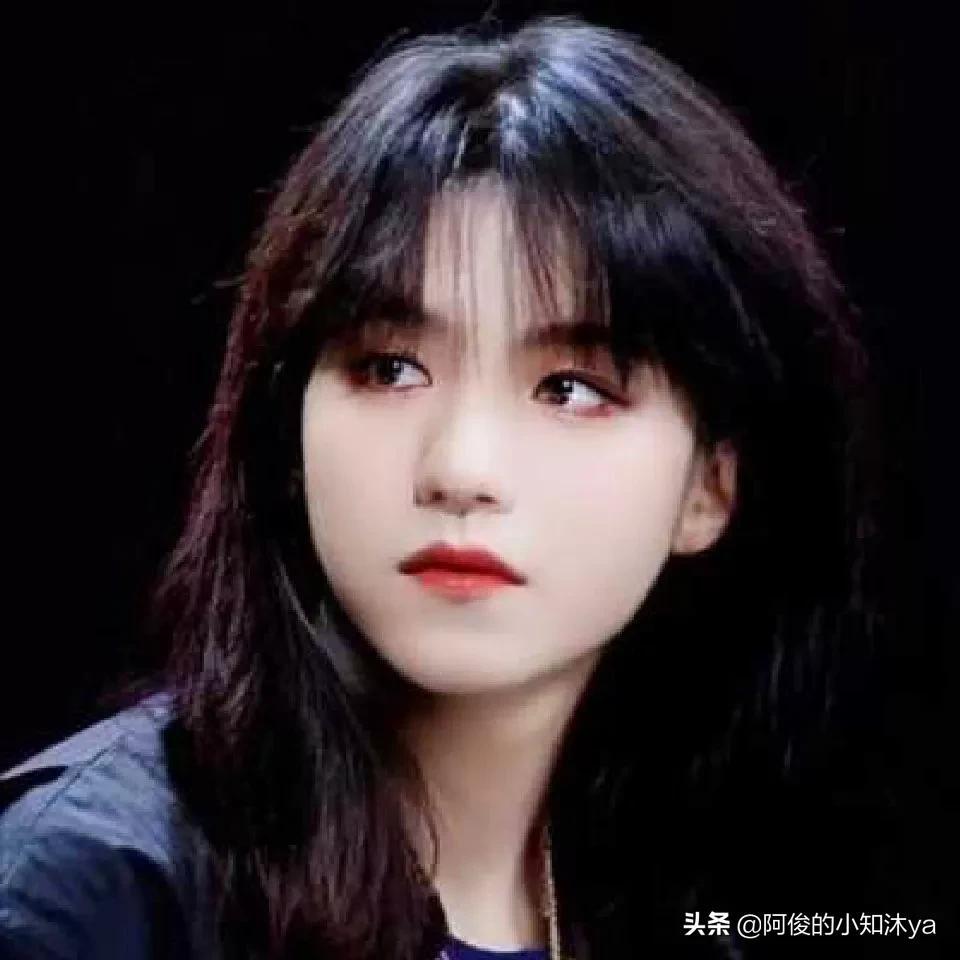 tfboys女装图片合照（TFboys女装扮相妖艳堪比女团）