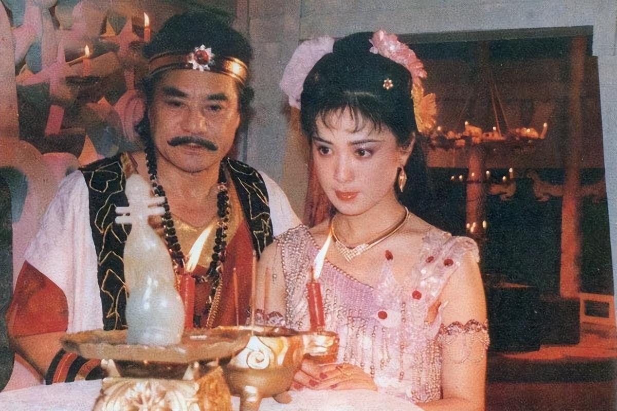 傅艺伟老公是谁（最美妲己傅艺伟两段婚姻）