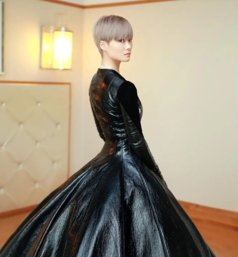歌手李宇春结婚了吗（揭秘李宇春老公和孩子真相）