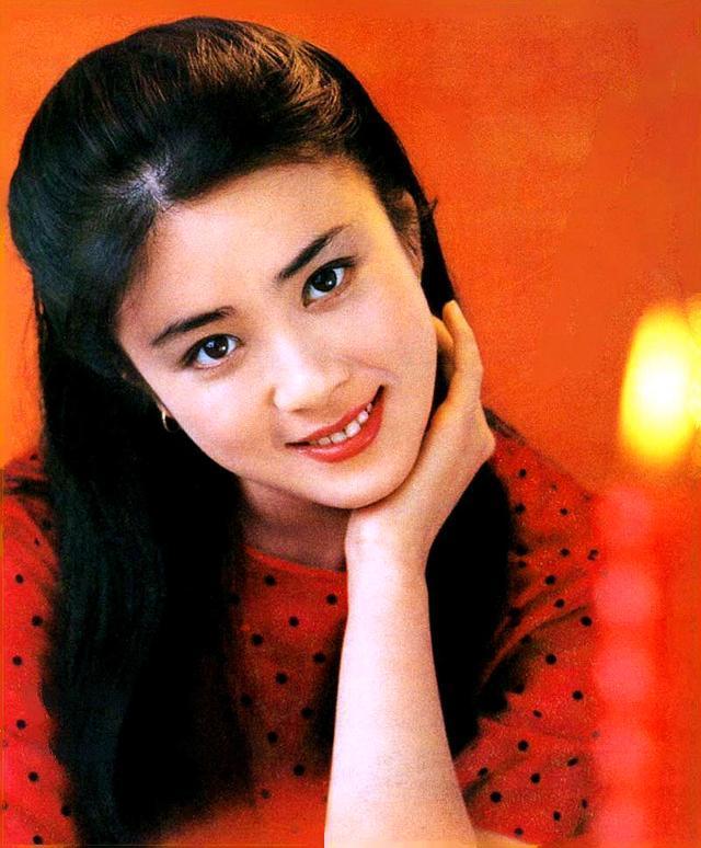 傅艺伟老公是谁（最美妲己傅艺伟两段婚姻）
