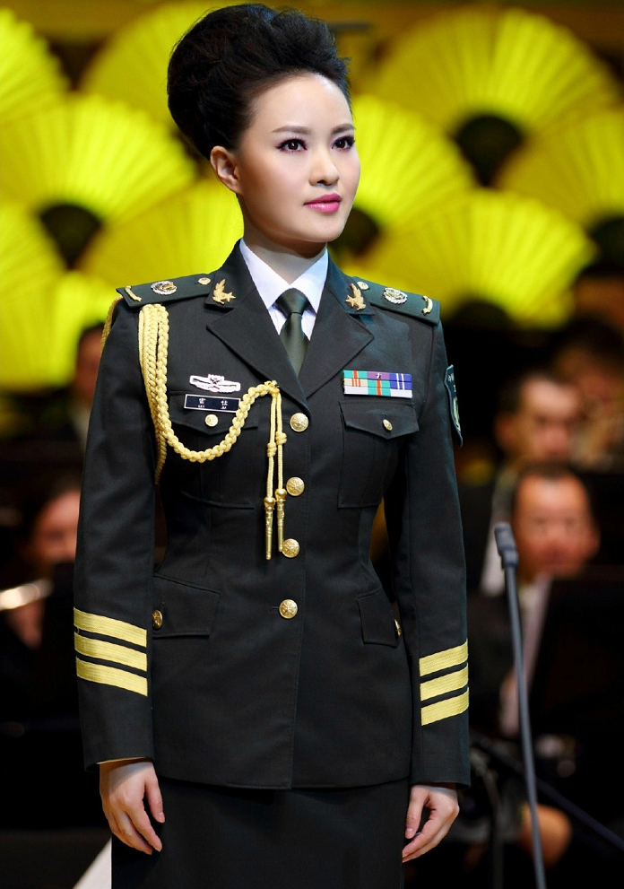 雷佳的老公是干什么的（著名歌唱家雷佳的慈善家丈夫陈正拜）