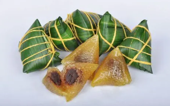 吃粽子喝什么汤比较搭配（吃粽子喝什么茶好消化）