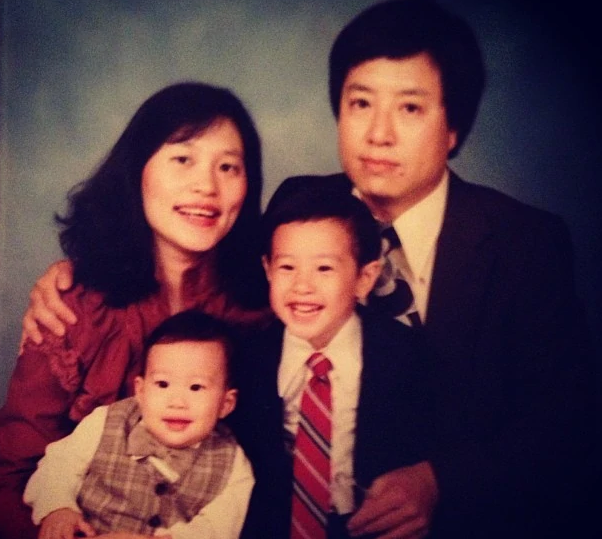潘玮柏啥时候有的儿子（揭秘潘玮柏和宣云结婚生子）