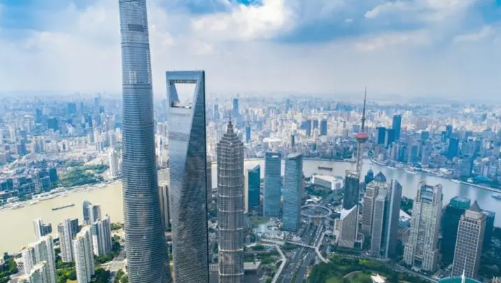 2023年10月上海还热不热（10月去上海穿什么合适）