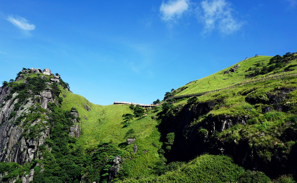 武功山索道后走左边还是走右边2