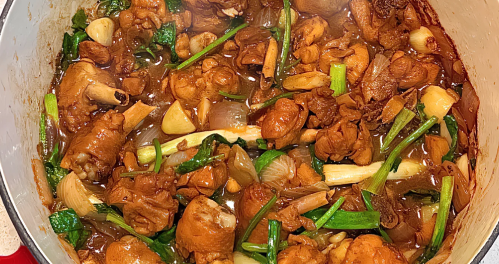 啫啫煲是煲仔饭吗（啫啫煲是哪里的菜）