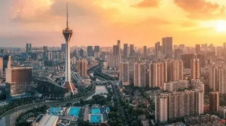 2024年成都市三月份气温大概多少（三月去成都出游穿什么）